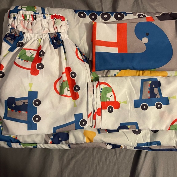 Baby / toddler crib bed sheets set - Picture 2 of 4